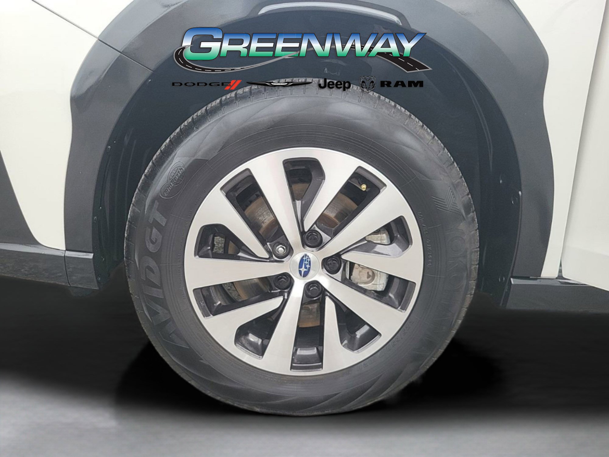 Used 2025 Subaru Outback Premium image 32