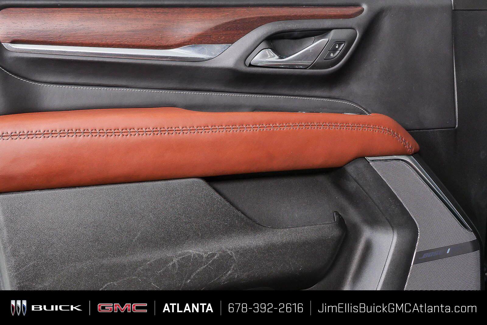 Certified 2023 GMC Yukon Denali Ultimate w/ LPO, Floor Liner Package AWD/4WD image 6