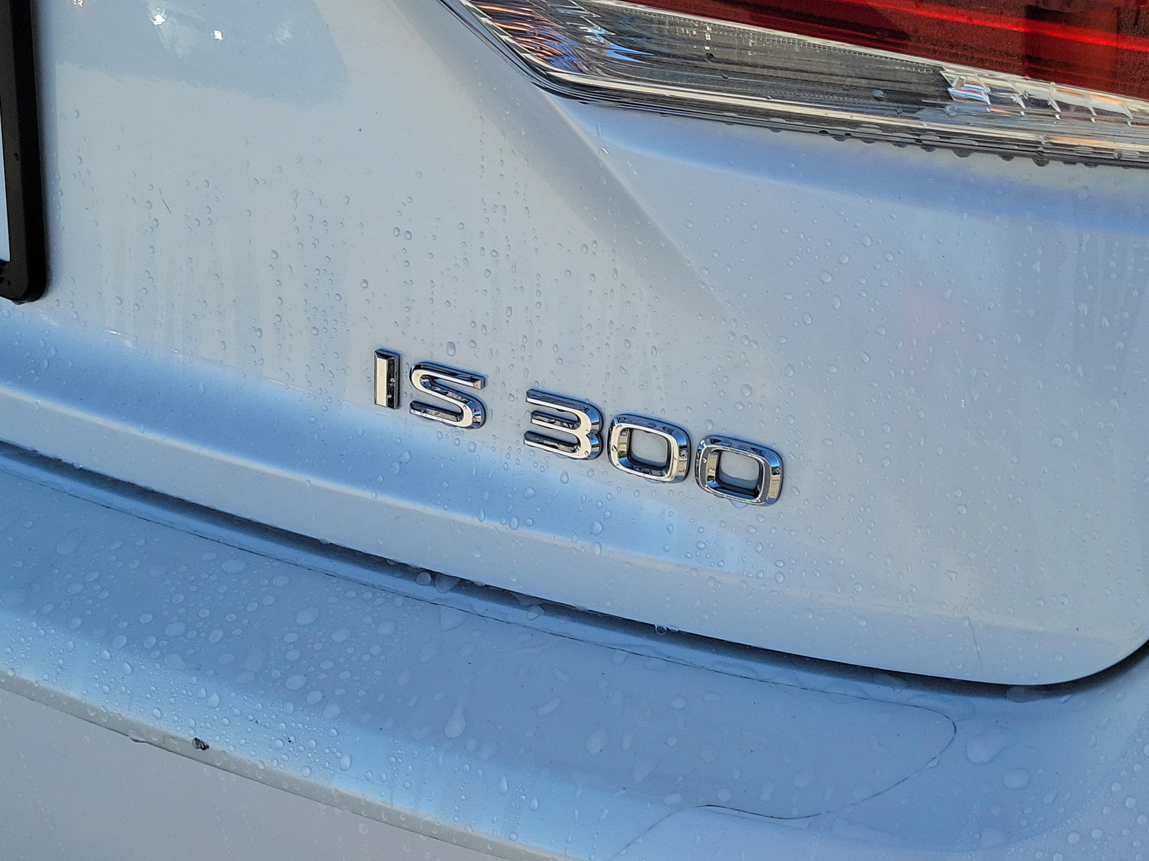 Used 2020 Lexus IS 300 w/ Accessory Package 2 image 10