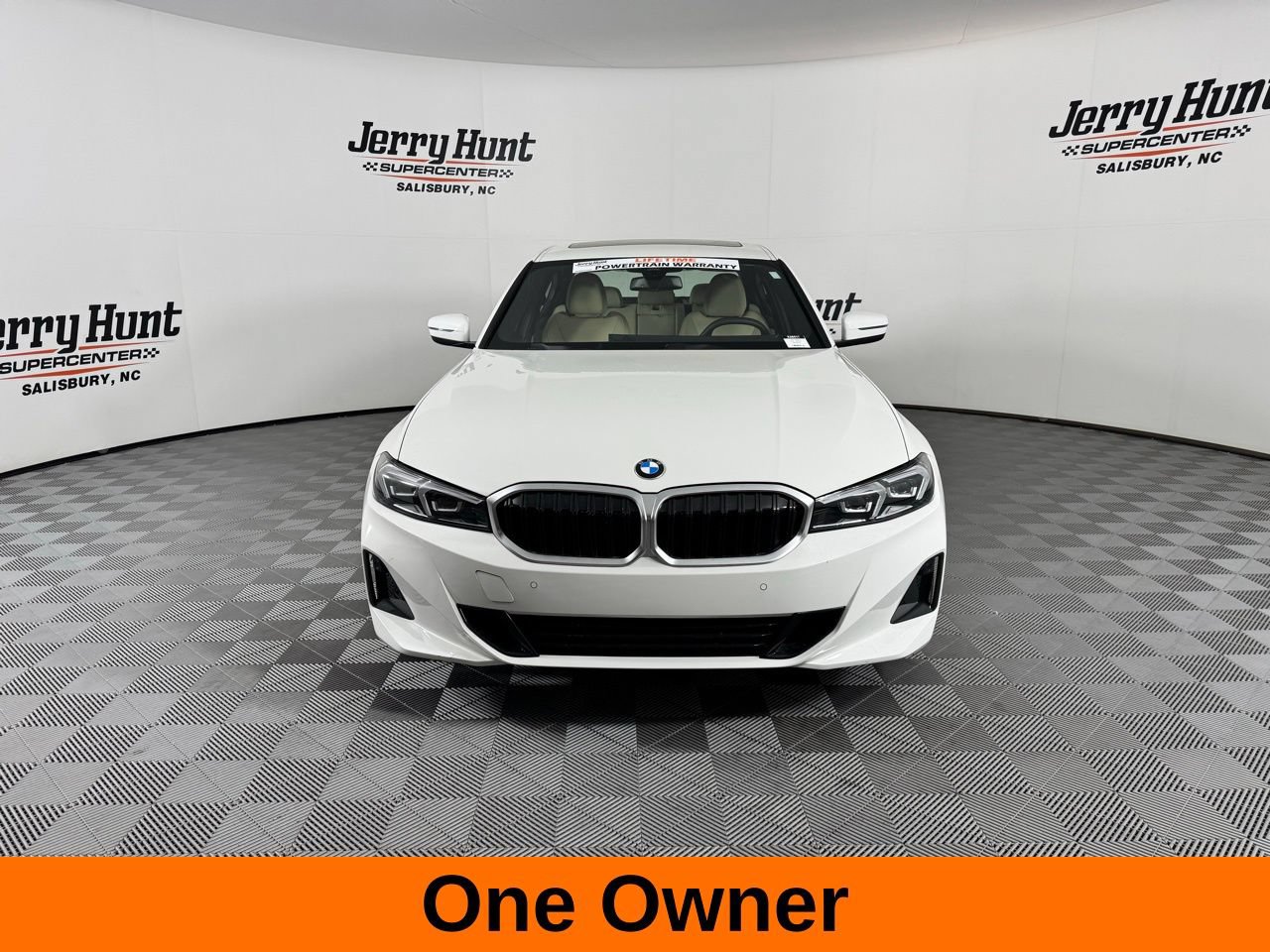 Used 2025 BMW 330i Sedan w/ Convenience Package RWD image 5