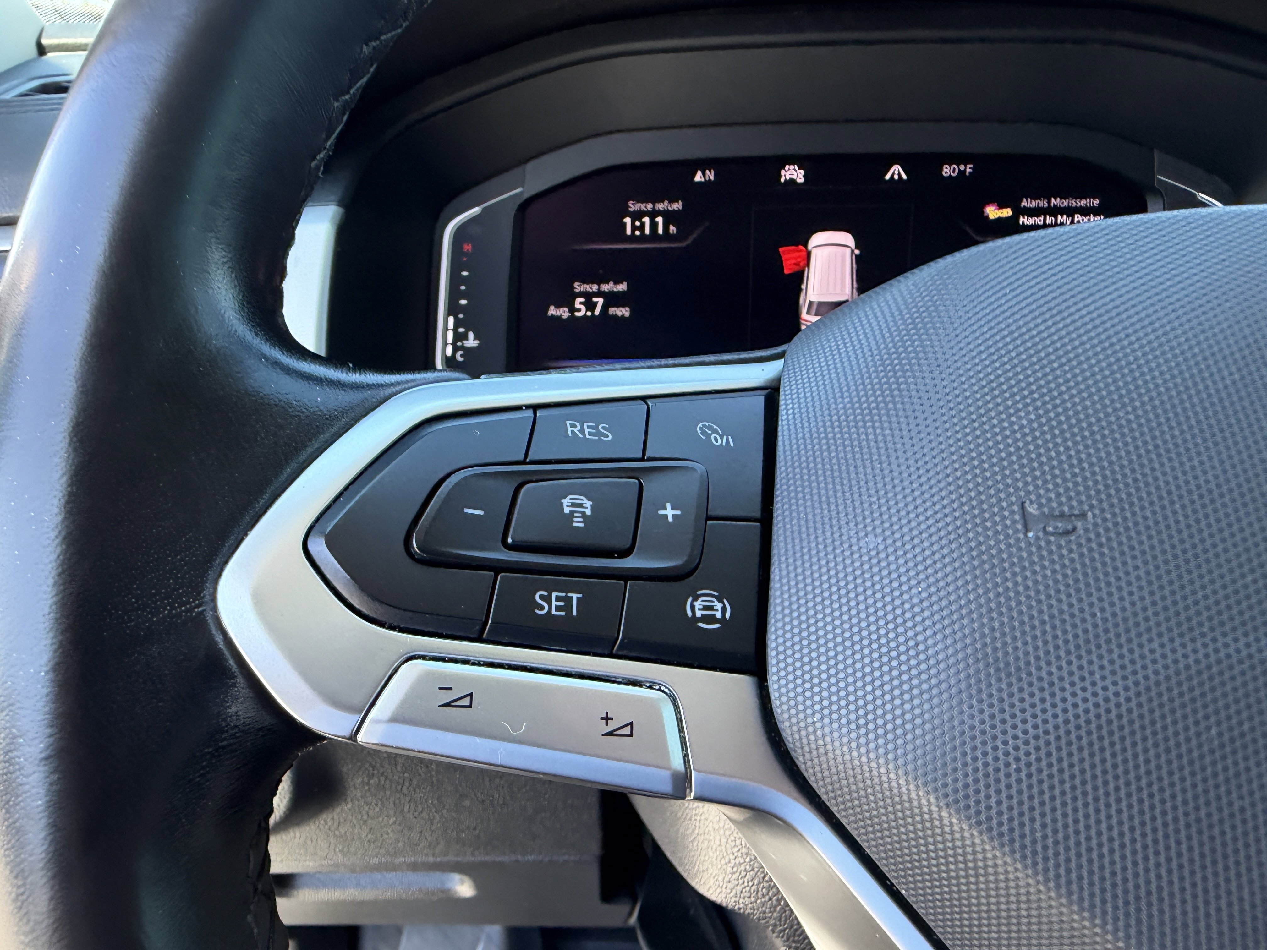 Used 2021 Volkswagen Atlas SEL Premium image 26