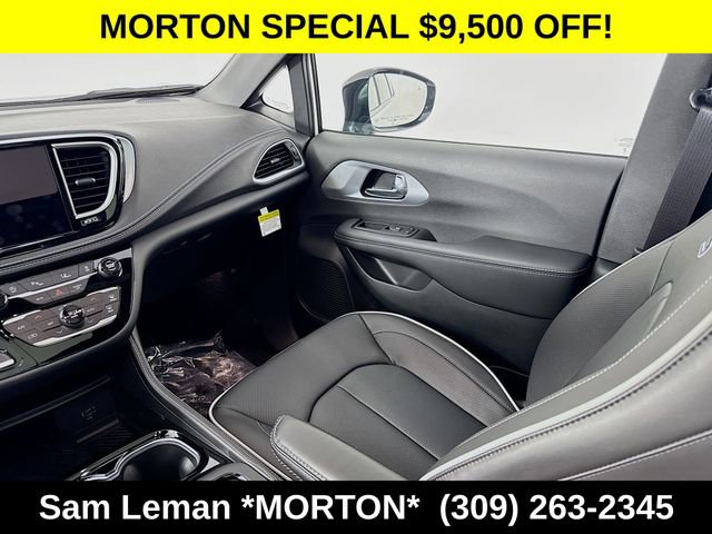 New 2026 Chrysler Pacifica Limited w/ S Appearance Package AWD/4WD image 24