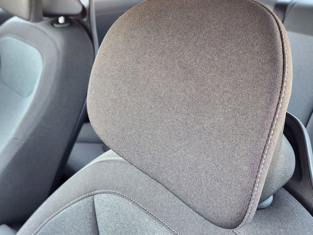 Used 2025 Kia K4 image 15