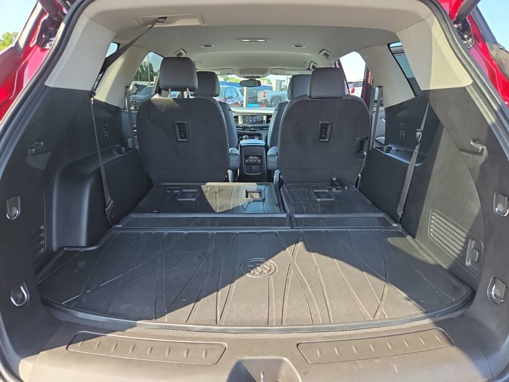Certified 2020 Buick Enclave Essence w/ Trailering Package, 5000 lbs. AWD/4WD image 9