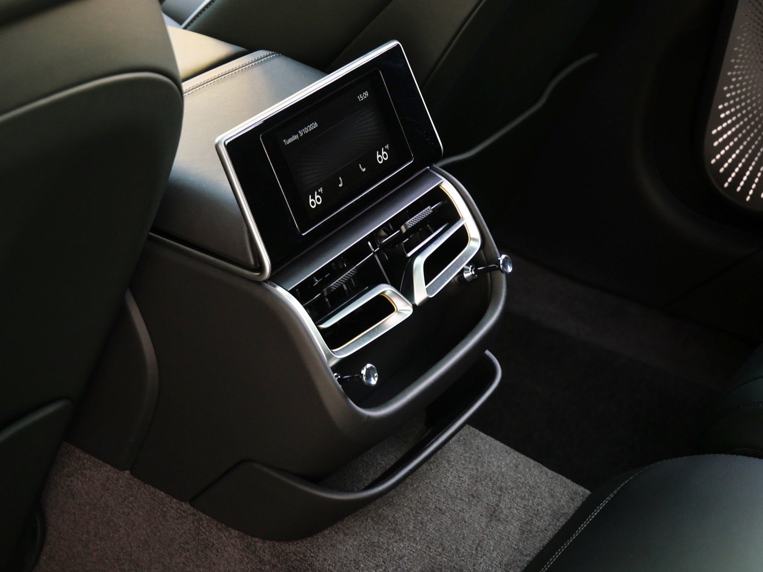 New 2026 Bentley Flying Spur V8 AWD/4WD image 22
