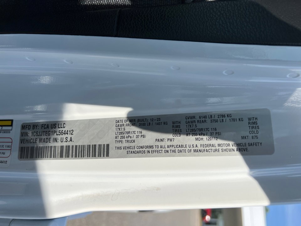 Used 2023 Jeep Gladiator Mojave w/ Cold Weather Group image 34