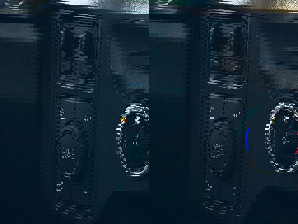 New 2026 Ford F250 King Ranch w/ Chrome Package image 54