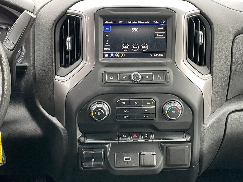 Used 2020 Chevrolet Silverado 2500 Custom w/ Custom Value Package AWD/4WD image 27