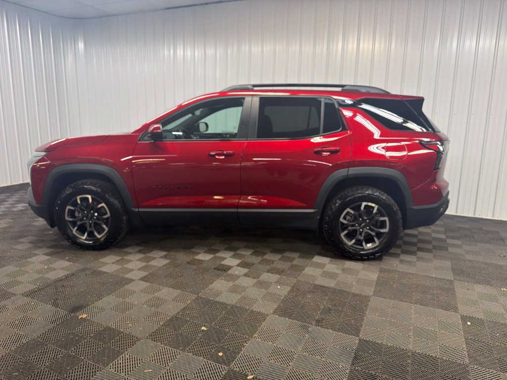 Used 2025 Chevrolet Equinox ACTIV w/ Safety and Technology Package AWD/4WD image 5