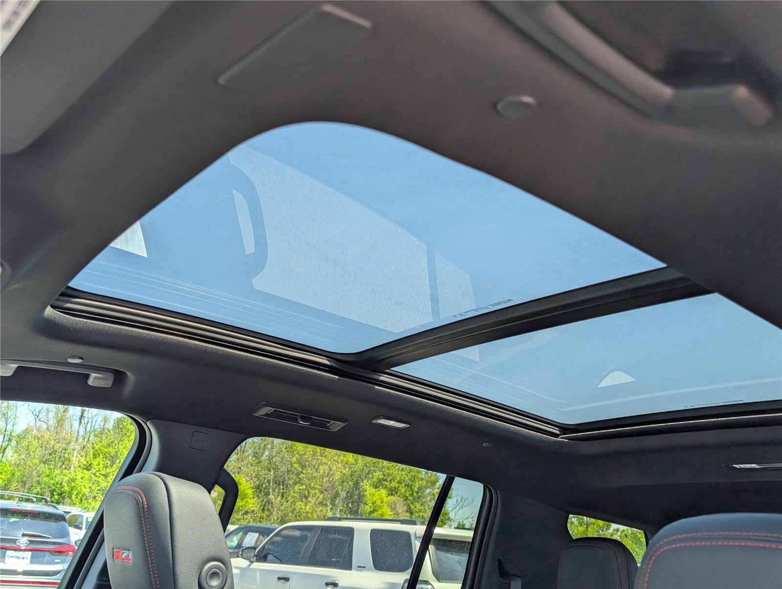 New 2026 Chevrolet Traverse Z71 w/ Driver Confidence Package AWD/4WD image 6