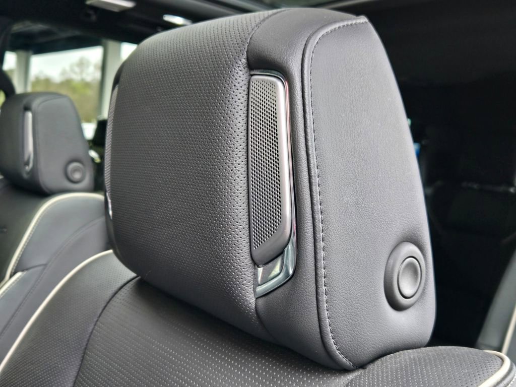 Used 2021 Cadillac Escalade Sport w/ Driver Assist Tech Package image 21