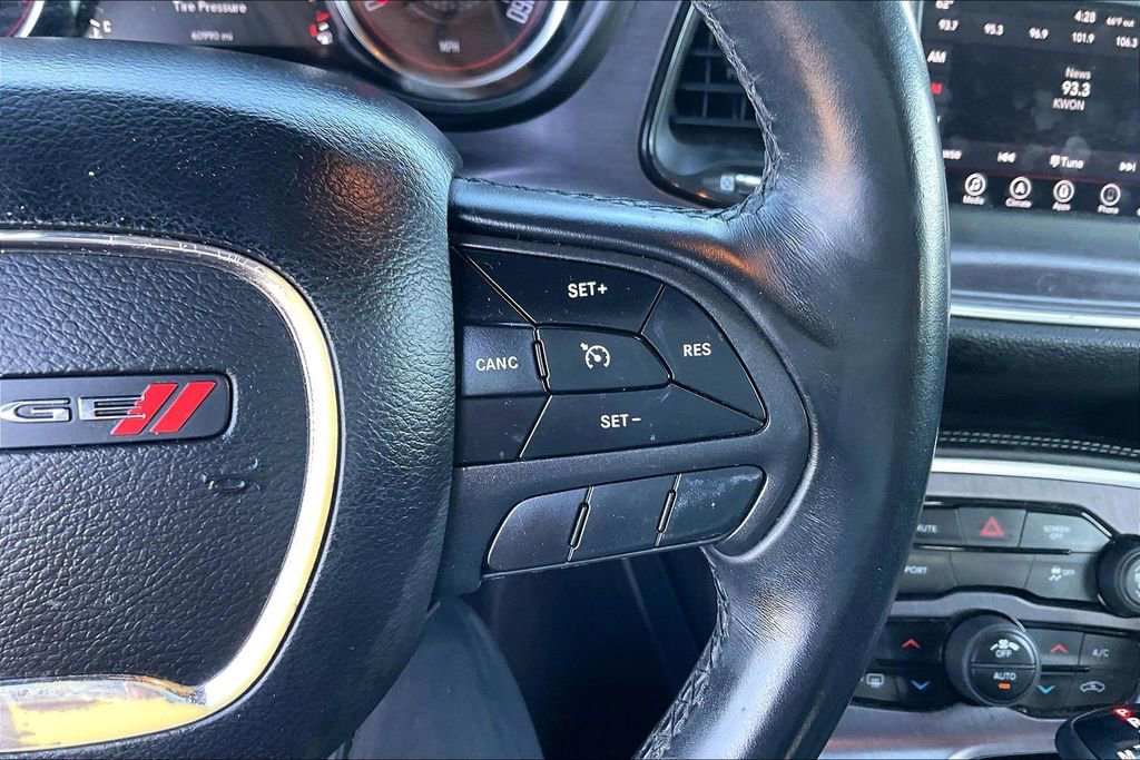 Used 2018 Dodge Challenger SXT image 18