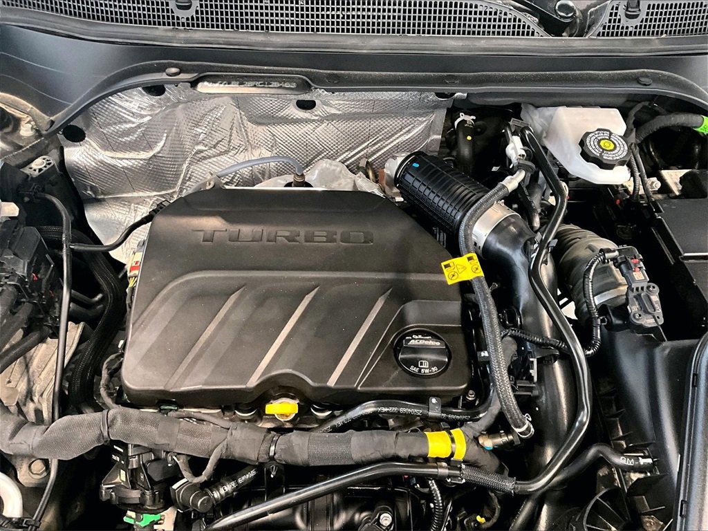 Used 2024 Chevrolet Trax RS image 32