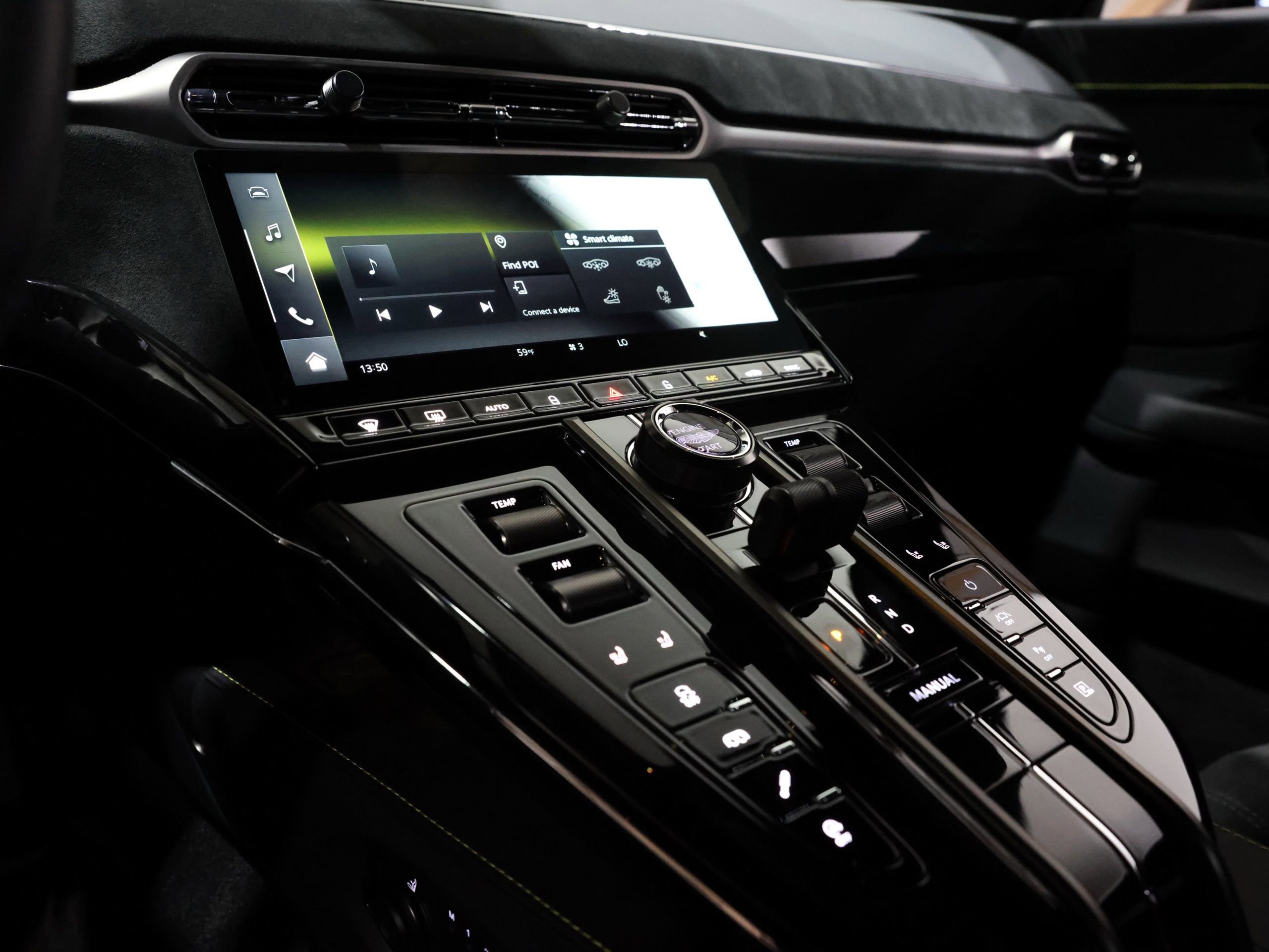 Used 2026 Aston Martin V8 Vantage Coupe image 57