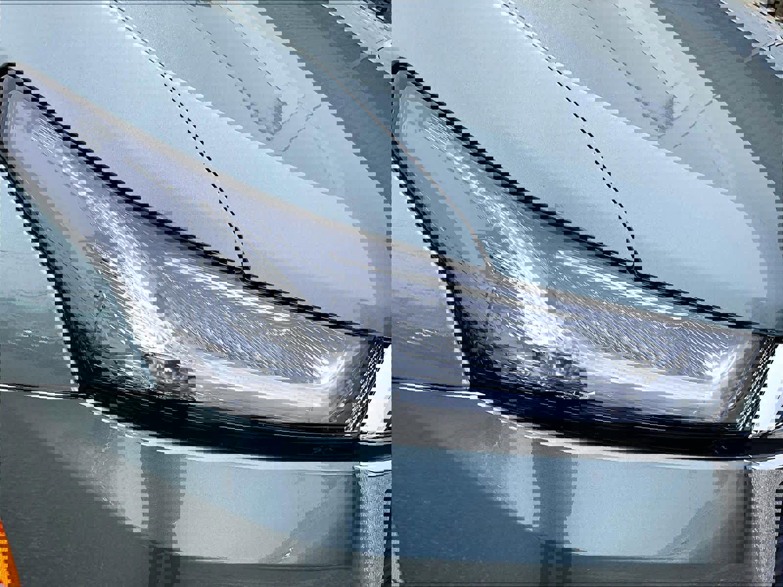 Used 2023 Chevrolet Traverse LT image 34