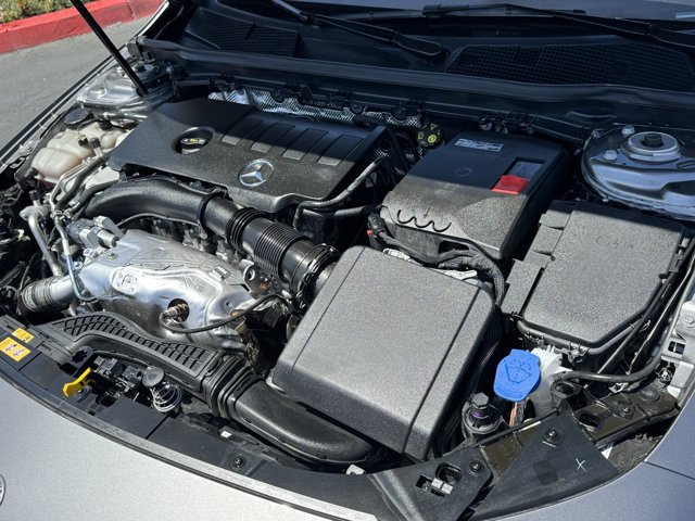Used 2023 Mercedes-Benz CLA 250 image 5