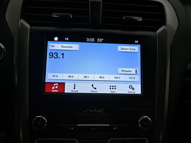 Used 2019 Ford Fusion SE image 13