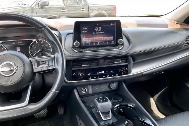 Certified 2023 Nissan Rogue SV w/ SV Premium B Package FWD image 5