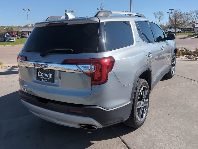 Used 2023 GMC Acadia SLT w/ Technology Package FWD image 8