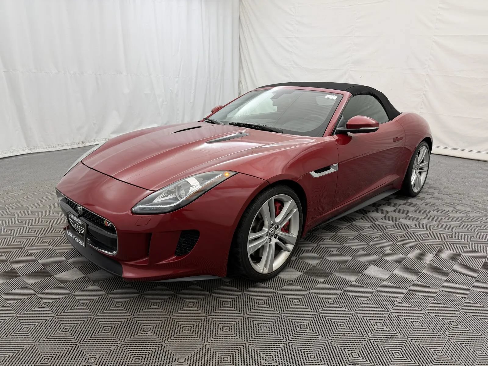 Used 2014 Jaguar F-TYPE S RWD image 2