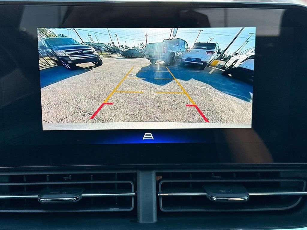 Used 2024 Chevrolet Trax RS w/ Driver Confidence Package image 13