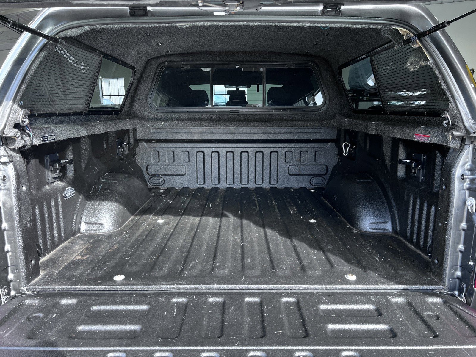 Used 2018 Ford F150 XLT w/ Equipment Group 302A Luxury image 26