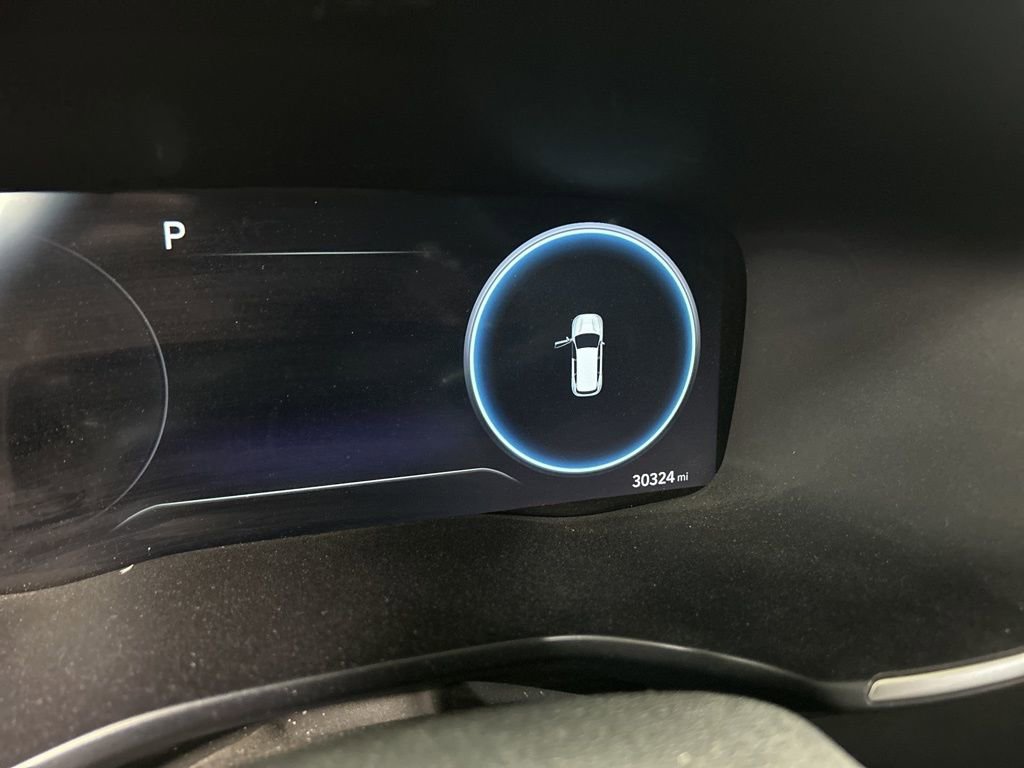 Used 2023 Hyundai Santa Fe SEL w/ Premium Package image 3