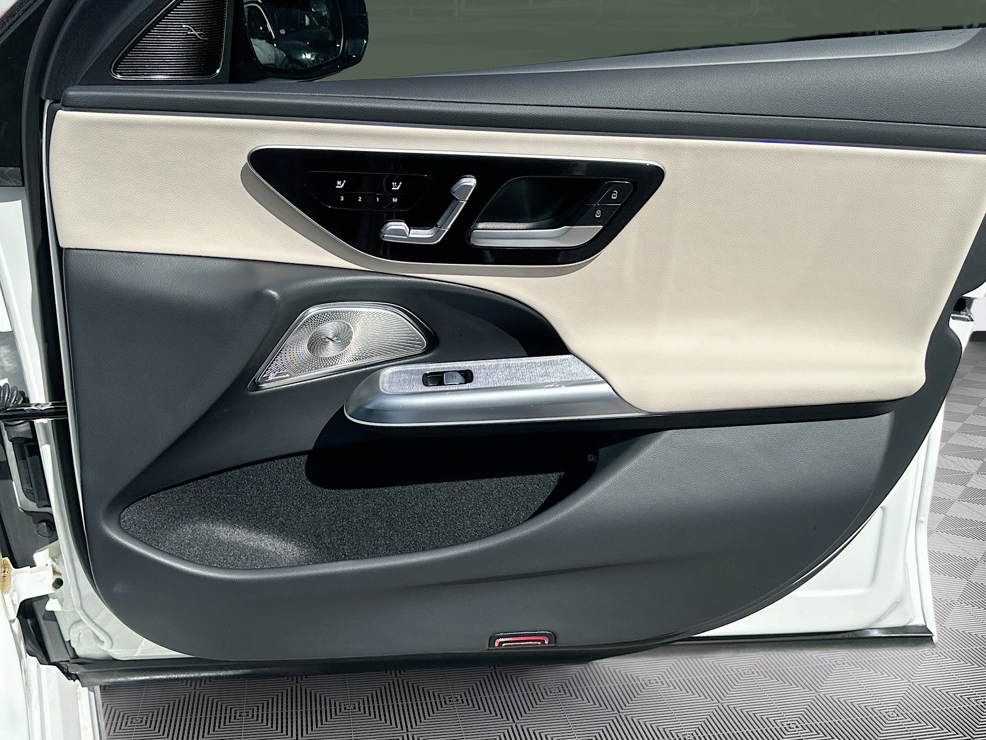 Used 2024 Mercedes-Benz E 350 E 350 image 36