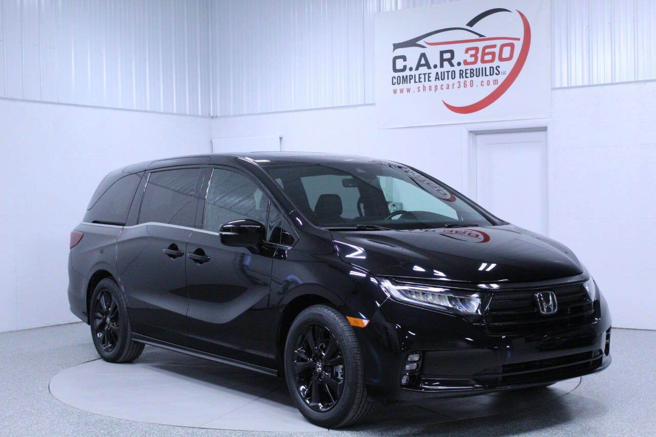 Used 2023 Honda Odyssey Sport image 8