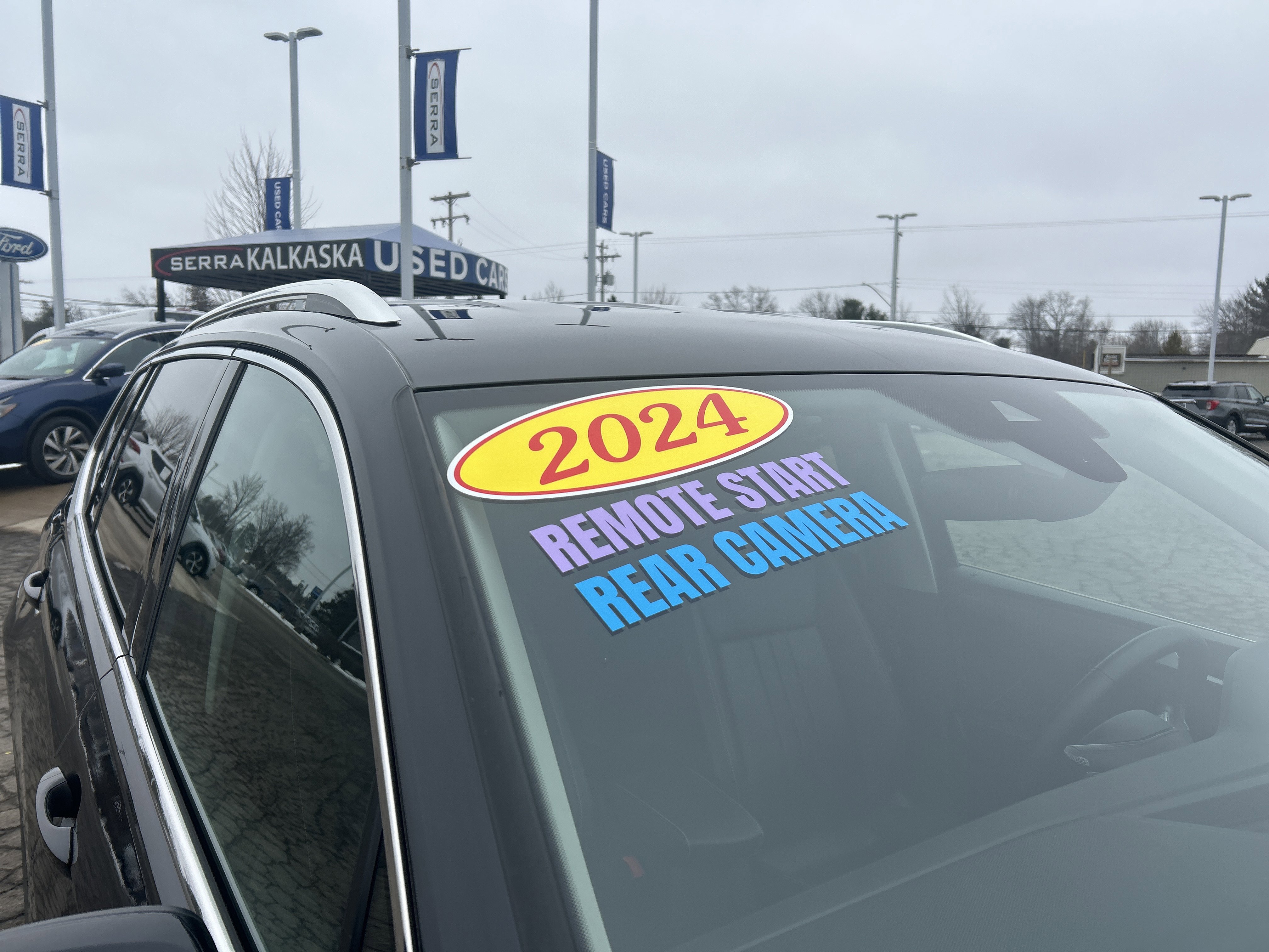 Used 2024 Volkswagen Tiguan SE image 25