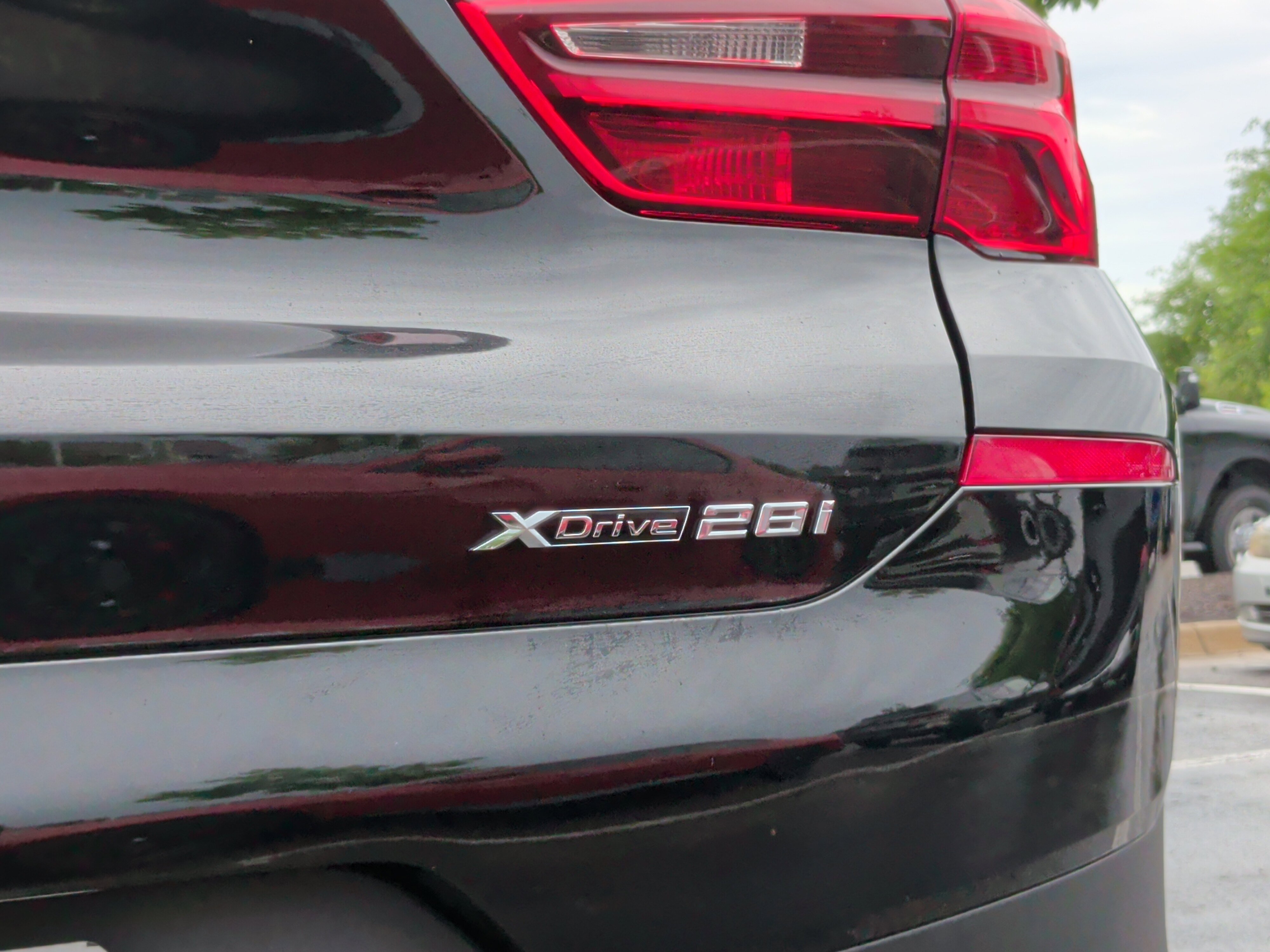 Used 2018 BMW X2 xDrive28i image 11