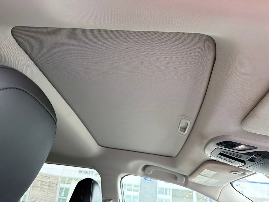 Used 2024 Subaru Outback Onyx Edition image 32