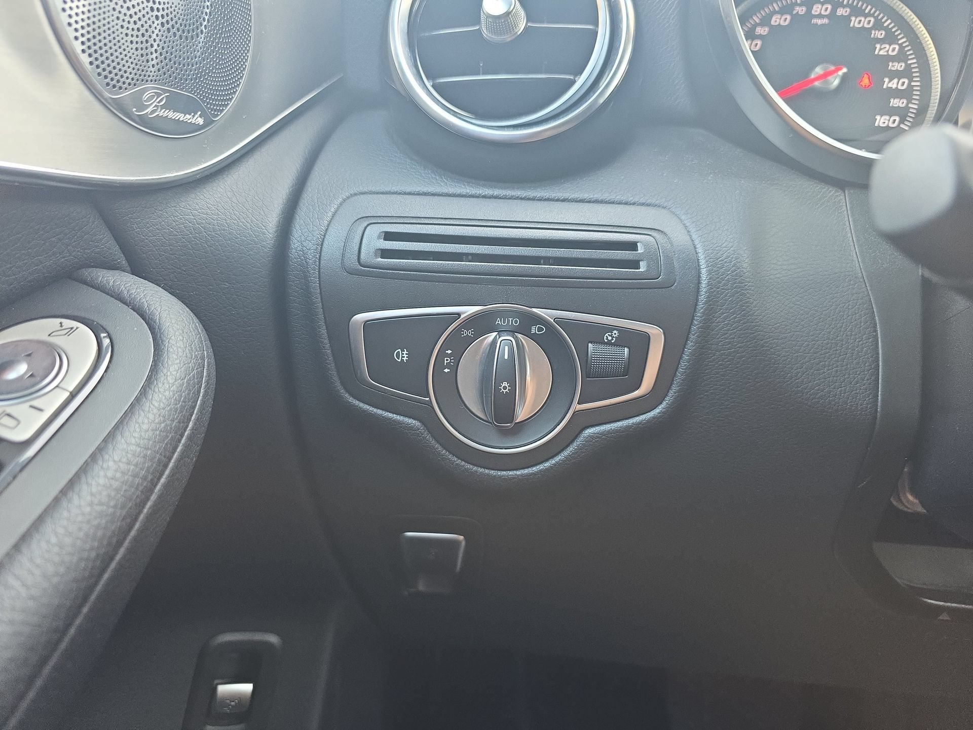 Used 2019 Mercedes-Benz GLC 300 4MATIC image 21