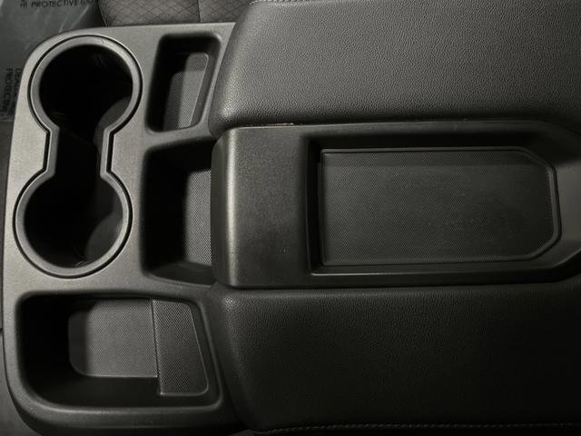 Used 2024 Chevrolet Silverado 2500 Custom w/ Custom Value Package image 18
