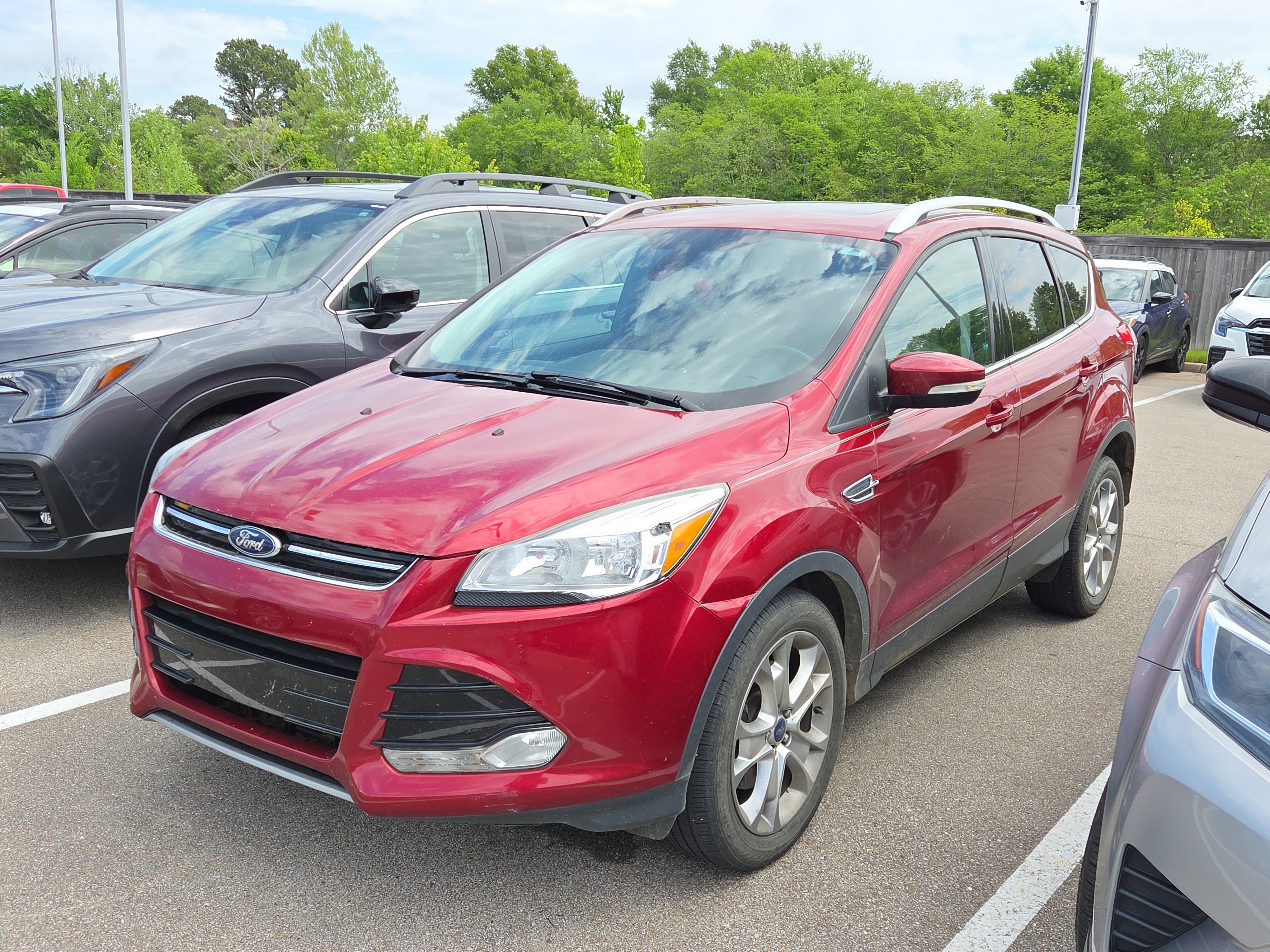 Used 2016 Ford Escape Titanium image 4