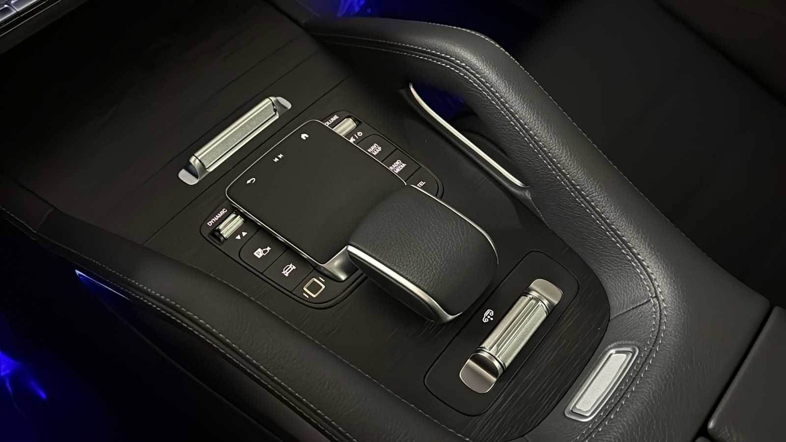 New 2026 Mercedes-Benz GLS 450 4MATIC image 25