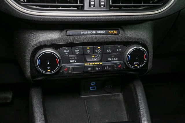Used 2022 Ford Escape SE w/ Convenience Package image 25