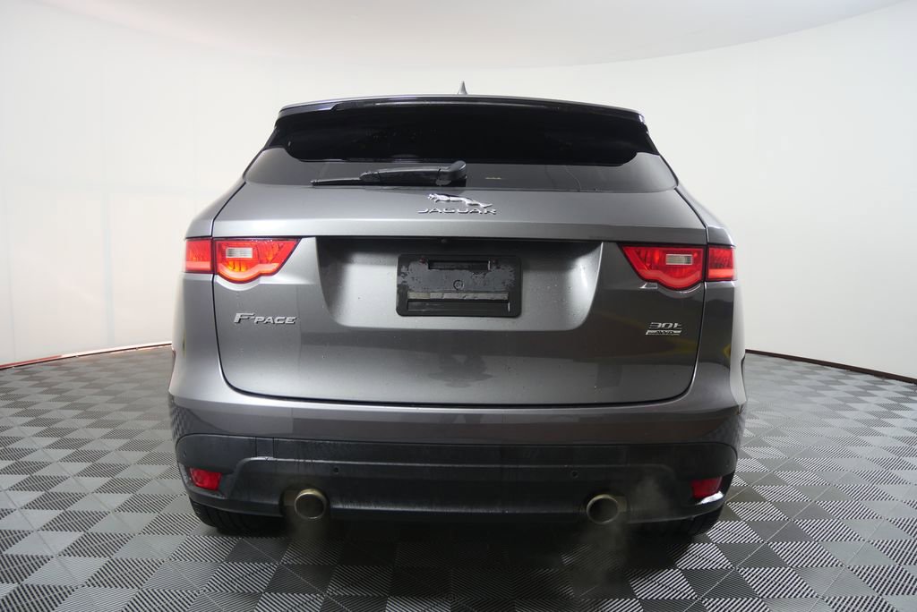 Used 2019 Jaguar F-PACE R-Sport AWD/4WD image 4