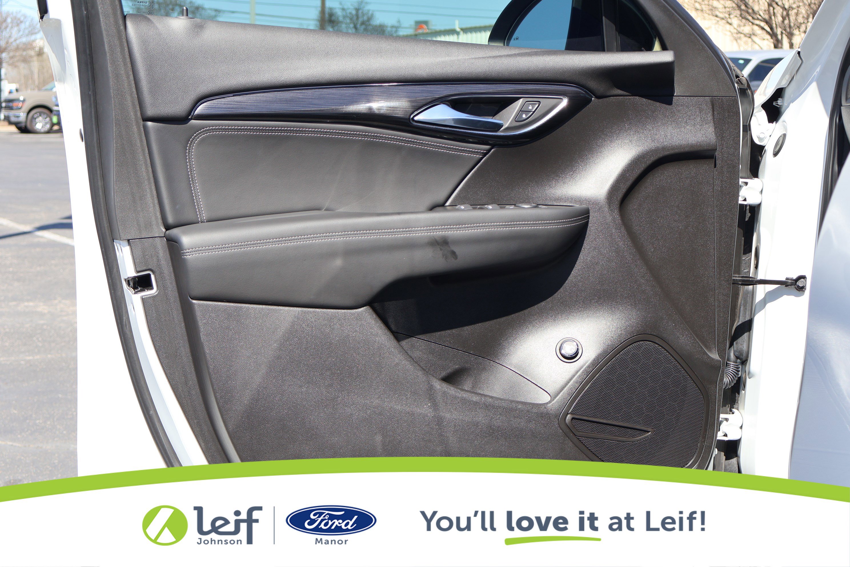 Used 2023 Buick Envision Preferred image 10