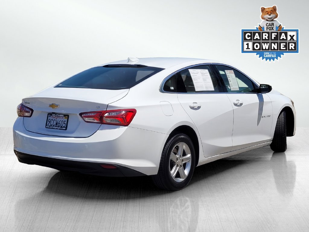 Used 2022 Chevrolet Malibu LT FWD image 4