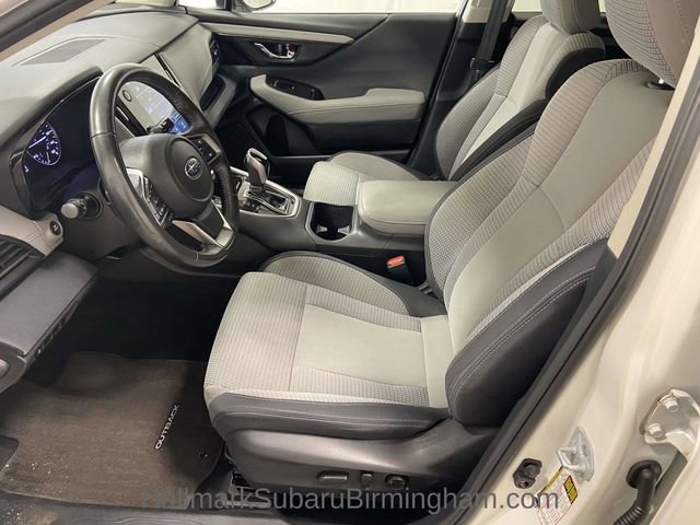 Used 2023 Subaru Outback Premium image 11