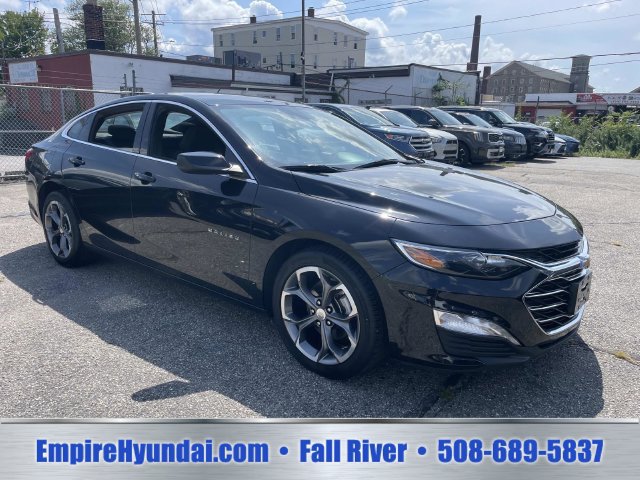 Used 2024 Chevrolet Malibu LT FWD image 2