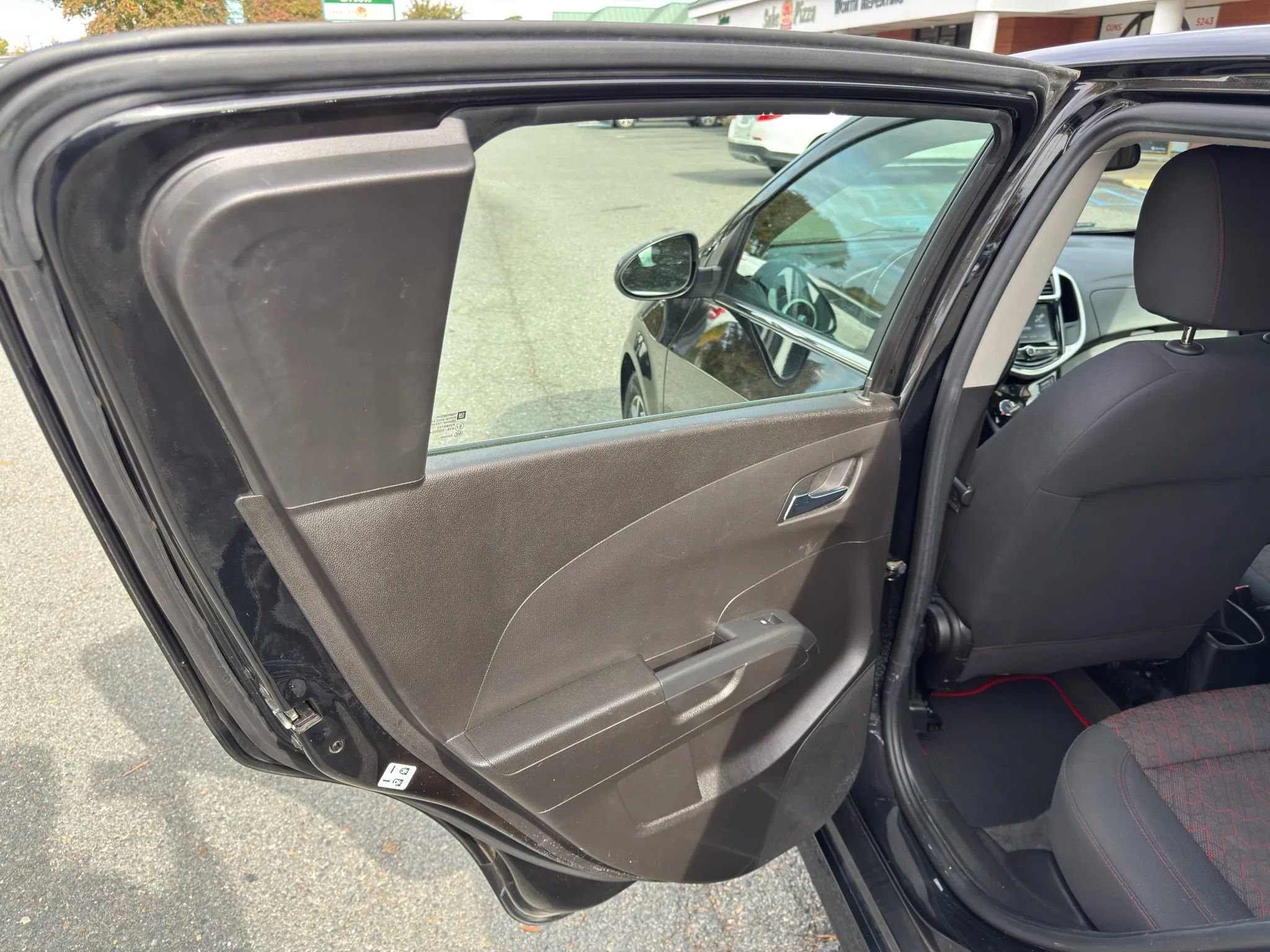 Used 2017 Chevrolet Sonic LT w/ Fun and Sun Package image 13