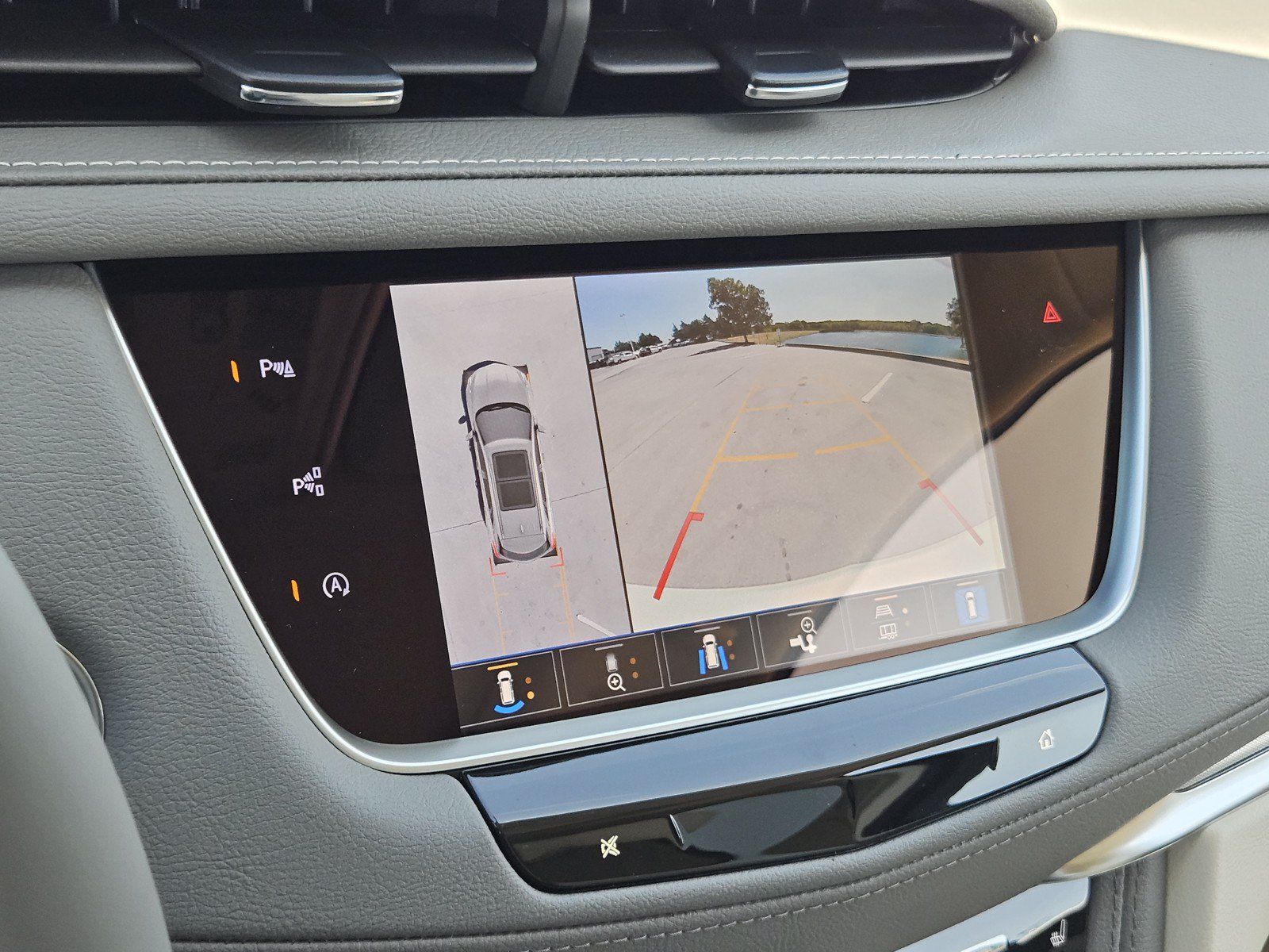 New 2026 Cadillac XT5 Premium Luxury w/ Driver Assist Package FWD image 13