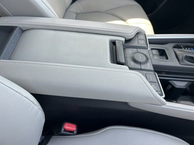 Used 2024 Toyota Grand Highlander XLE image 29