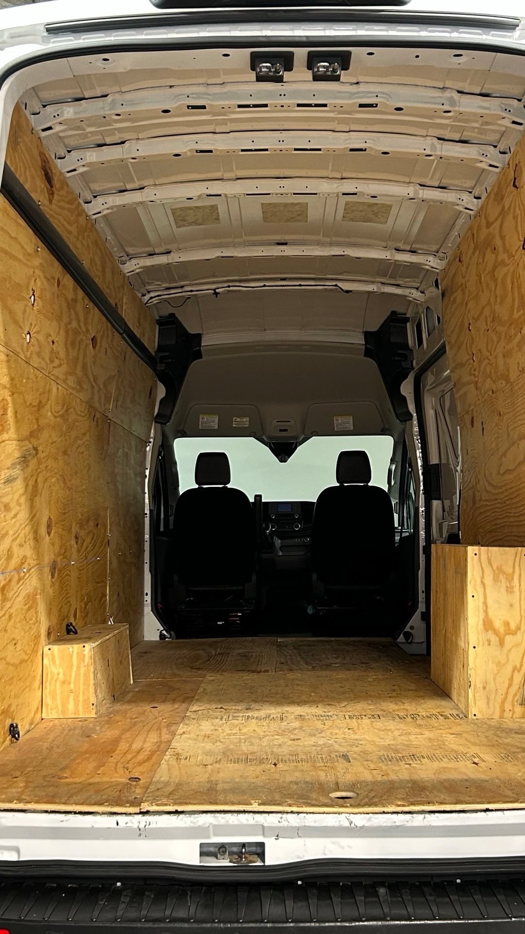 Used 2022 Ford Transit 350 148 High Roof Extended AWD image 31