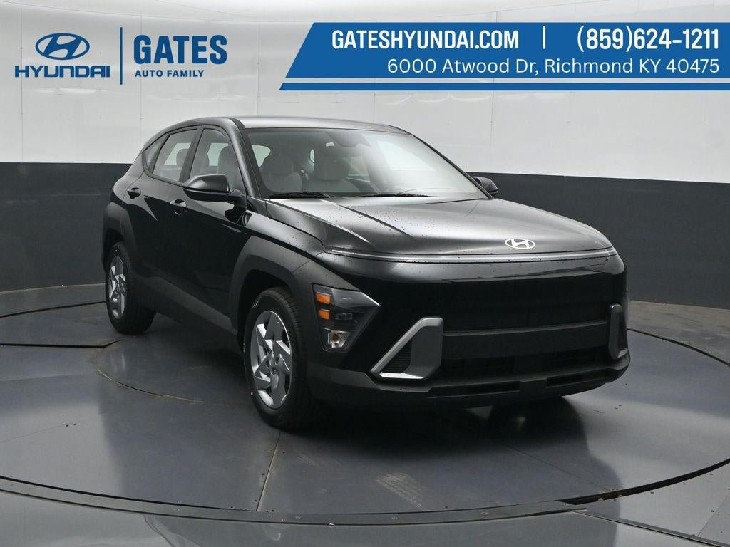 New 2027 Hyundai Kona SE FWD image 4