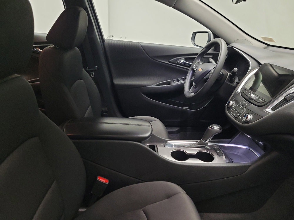 Used 2020 Chevrolet Malibu LT image 21