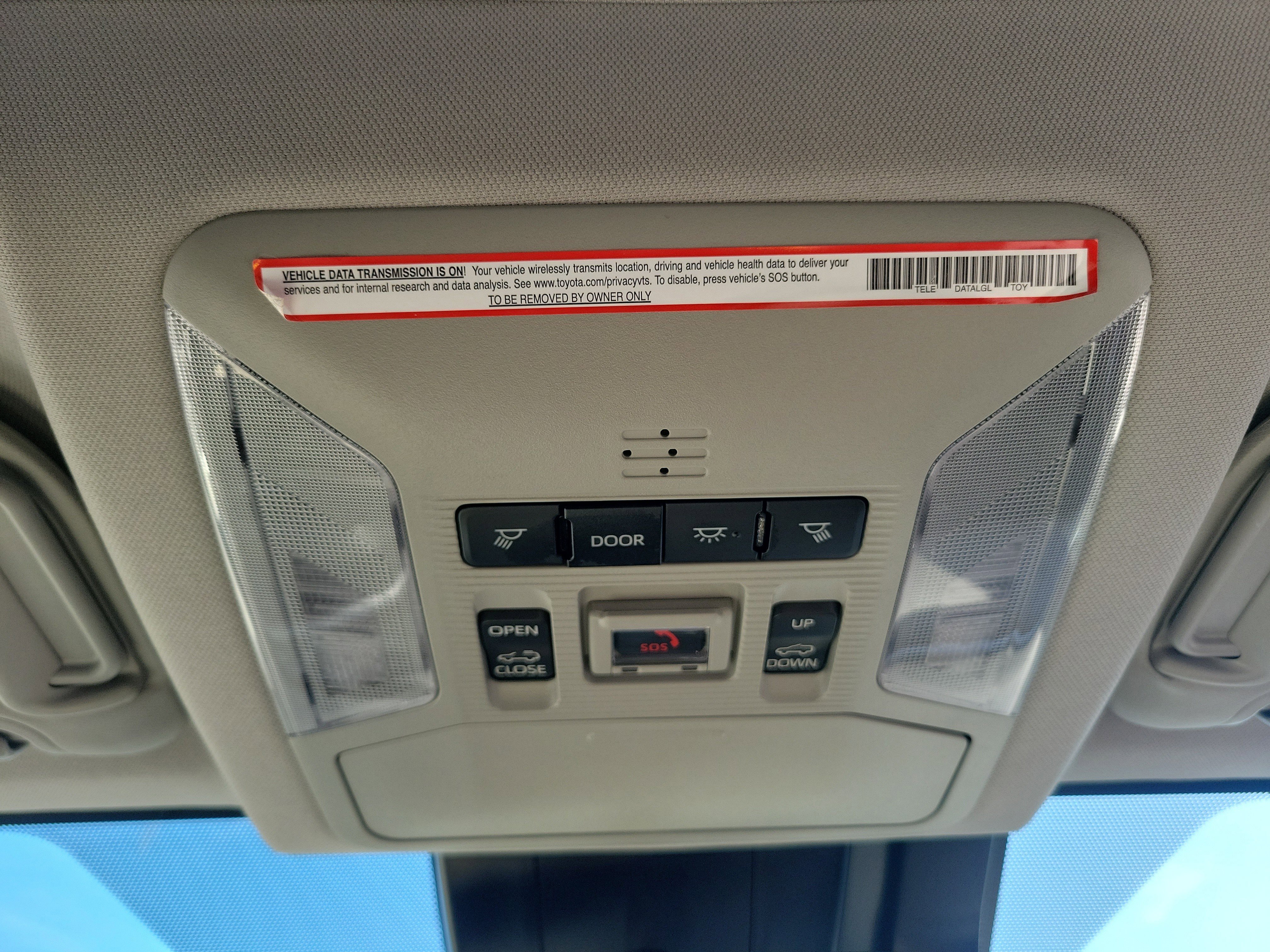 Used 2022 Toyota RAV4 XLE Premium image 22