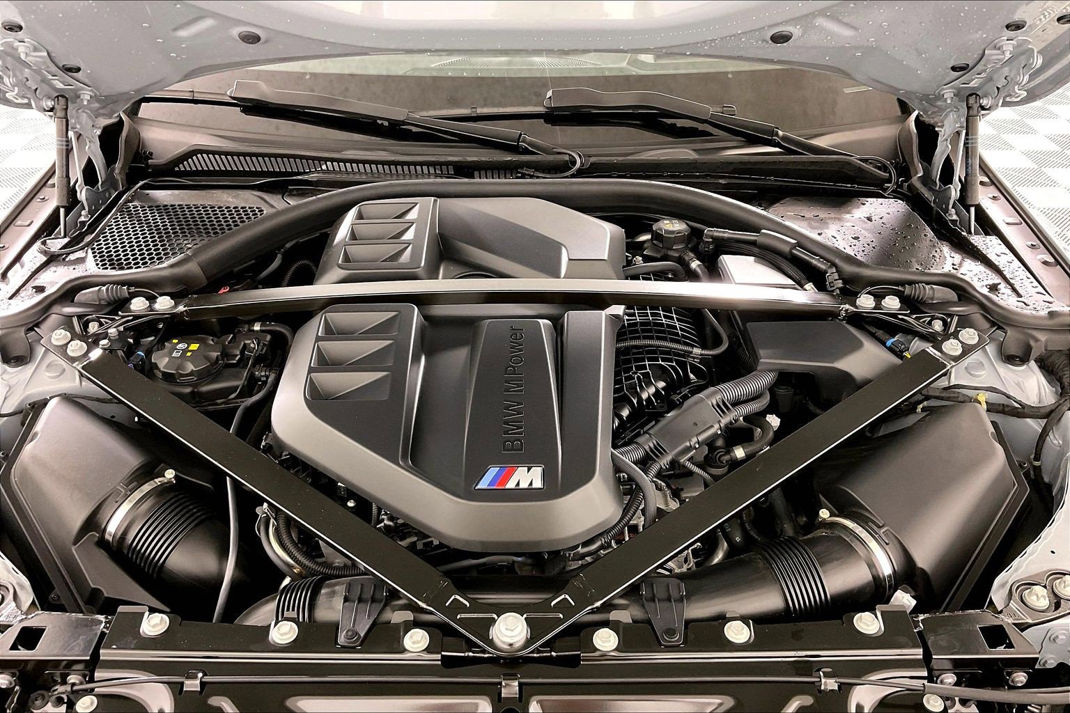Used 2025 BMW M4 Coupe w/ Executive Package RWD image 27